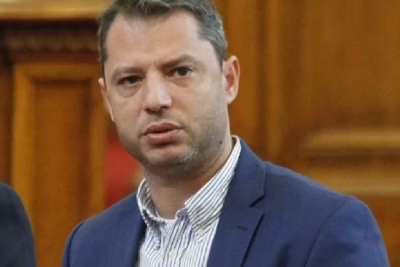 Добрев с черен хумор: Щях да си режа едната ръка, не да ми изсъхнат и двете