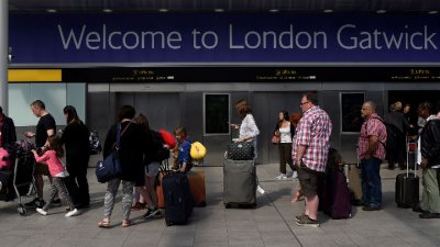 Дрон наруши трафика на лондонското летище "Гетуик"