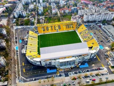 Ботев Пловдив пусна билетите за мача с Локомотив София