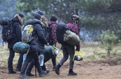 Гръцки полицейски служители охраняващи граничите райони са открили група от