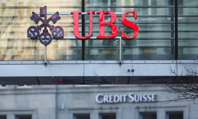 Швейцарската банка Ю Би Ес UBS е била набързо притисната