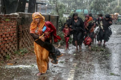 Стотици загинали в Мианмар след опустошителния циклон "Мока"
