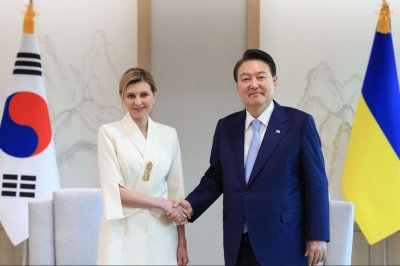 Първата дама на Украйна Олена Зеленска се срещна днес с южнокорейския президент Юн Сук йол в
