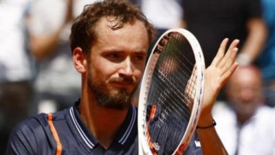 Даниил Медведев спечели титлата от турнира по тенис на клей