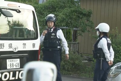 Жена и двама полицаи бяха убити днес в японската префектура
