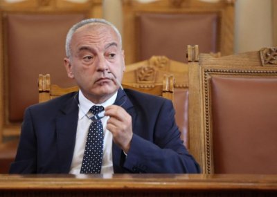 Служебният премиер Гълъб Донев с призив към депутатите да започнат