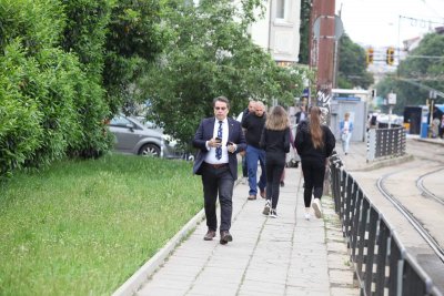 Съпредседателят на ПП Асен Василев влезе в Софийската районна прокуратура