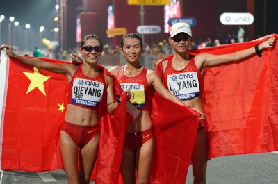 Китайки не допуснаха други на почетната стълбичка