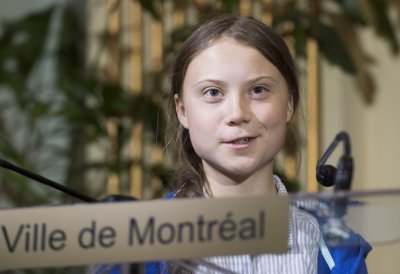 Половин милион излязоха с Грета Тунберг на протест в Монреал (СНИМКИ)