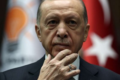 Турският президент Реджеп Тайип Ердоган отхвърли нарастващия международен натиск върху Анкара да