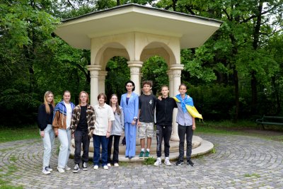 Ученици от Украйна които учат в Американския колеж в София