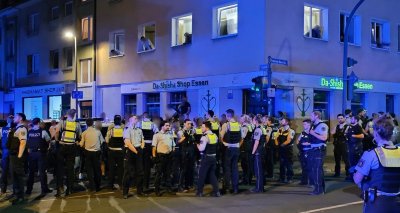 Меле в Германия: Десетки се биха с железни прътове и ножове