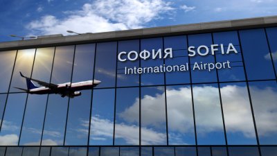 200 пътници са блокирани на Летище София