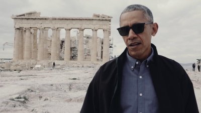 Барак Обамa e на посещение в Атина