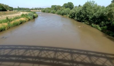 Трима загинали са били открити в извадения днес от река