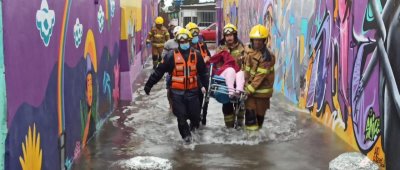 Проливен дъжд предизвика наводнения в Анкара а движението по ключови