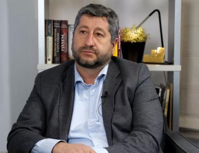 Христо Иванов дава "заден" за аут на главния прокурор 