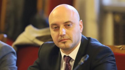 Славов обяснява назначаването на Сарафов