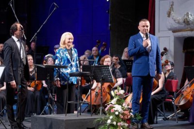 Международният музикален фестивал Варненско лято  бе открит на 25 юни от кмета
