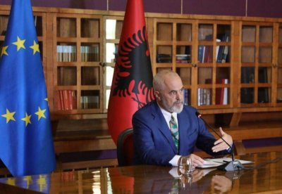 Албанският премиер Еди Рама е предложил вчера на заседанието на