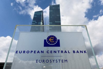 ЕЦБ: Потребителите в еврозоната очакват по-ниска инфлация