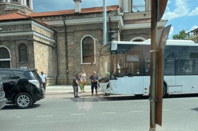 За пътен инцидент с автобус от градския транспорт на Пловдив