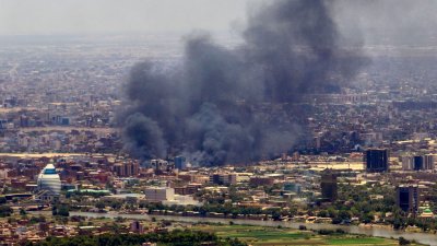Ожесточени битки разтърсиха Омдурман западната част на суданската столица докато