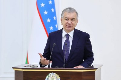 Настоящият президент на Узбекистан Шавкат Мирзийоев беше преизбран на предсрочните президентски