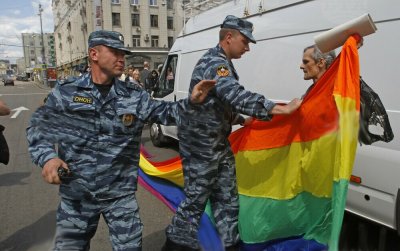 Руската Федерална служба за сигурност ФСС задържа ЛГБТ активист за
