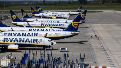 Стачка на летищния персонал отмени стотици полети в цяла Италия