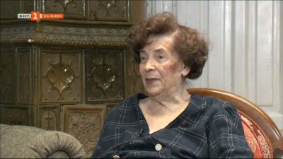 Напусна ни Константинка Калайджиева – първата жена директор на Народната