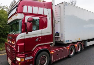 Държавата национализира камион закупен законно от частен съдебен изпълнител Потърпевш
