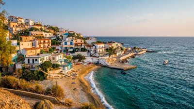 Жегата в Гърция затвори туристически обекти