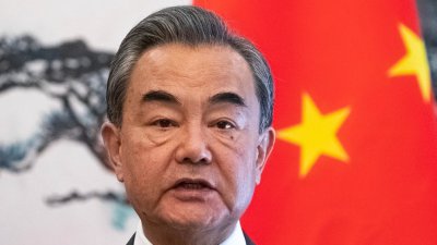 Китай уволни външния си министър Цин Ган