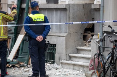 Експлозия в центъра на Антверпен Повредени са две сгради Няма пострадали