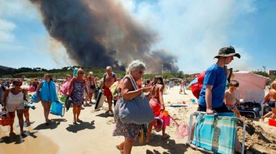 Броят на евакуираните от Родос заради неконтролируемите пожари на гръцкия