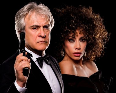 Орлин Горанов в мюзикъла "Бодигард" на сцената на Летния театър във Варна