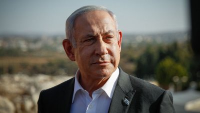 Израелският премиер Бенямин Нетаняху беше изписан от болницата в понеделник преди