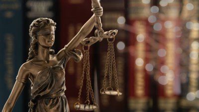 Съдиите обясняват, че уличното правосъдие е общ провал