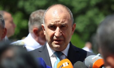 Президентът Румен Радев подписа указ за връщане за ново обсъждане