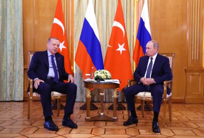 Турският президент Реджеп Тайип Ердоган призова руския си колега Владимир Путин в