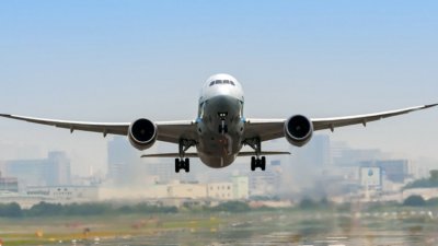 Авиокомпанията Туркменистан редактира изявлението за прехвърлянето на полети от Москва Споменаването