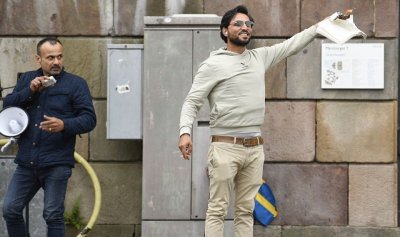 Гигантска провокация! Изгориха Корана пред парламента в Стокхолм