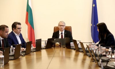 Премиерът акад Николай Денков възложи на четирима министри – на