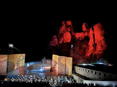 "Мадам Бътерфлай" на Софийска опера покори Белоградчишките скали