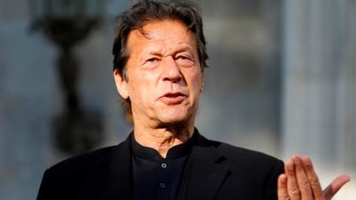 Арестуваха бивш пакистански премиер, продавал държавни подаръци