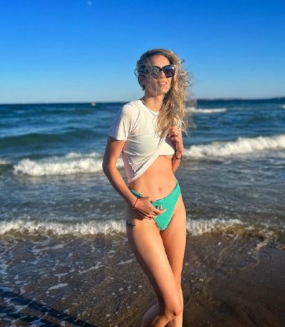 Луиза Григорова показа бюст от плажа, не очаквайте много