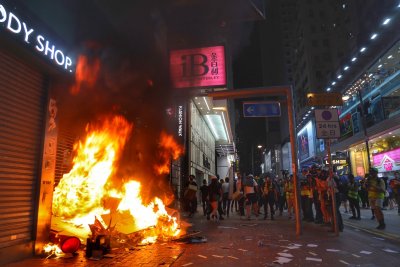 ООН настоя за разследване на насилието в Хонконг