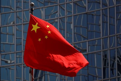 Китай ще задържи плановете за изграждане на ново посолство в