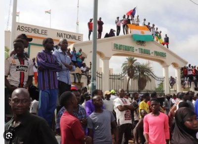 15 държави от Африка готови да влязат в конфликта в Нигер 